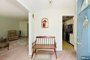 51 Charwalt Dr, Hawthorne, NJ 07506 - Photo 12