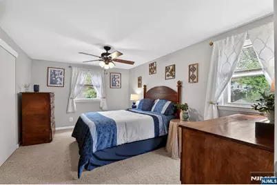 7 Spier Drive, Livingston, NJ 07039 - Photo 18
