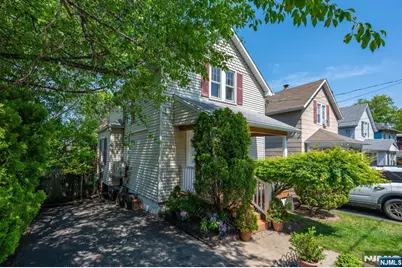 26 Cumberland Avenue, Verona, NJ 07044 - Photo 2