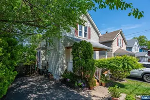 26 Cumberland Ave, Verona, NJ 07044 - Photo 2