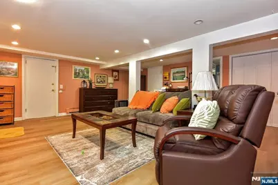 90 Grove Street, Waldwick, NJ 07463 - Photo 16