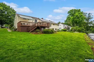 226 Mulberry Pl, Ridgewood, NJ 07450 - Photo 4