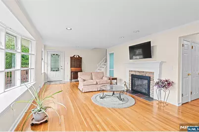 226 Mulberry Place, Ridgewood, NJ 07450 - Photo 10