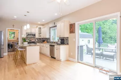 88 Mathews Avenue, Riverdale, NJ 07457 - Photo 10