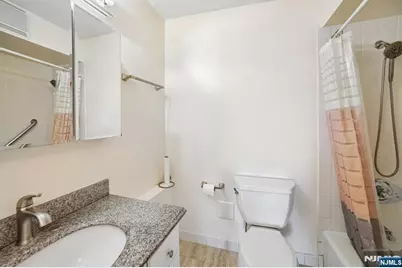 521 Piermont Avenue 428 #428, River Vale Township, NJ 07675 - Photo 10