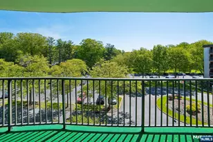 521 Piermont Ave 428, River Vale Township, NJ 07675 - Photo 4