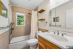 158 Morningside Rd, Paramus, NJ 07652 - Photo 12