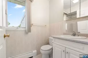 253 Warren Ave, Fort Lee, NJ 07024 - Photo 14
