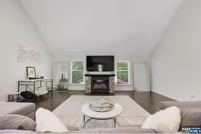6 Kristen Court, Wayne, NJ 07470 - Photo 18