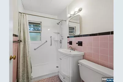 26 Briar Lane, Nutley, NJ 07110 - Photo 14