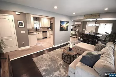 33 Alabama Avenue, Jefferson Township, NJ 07849 - Photo 2