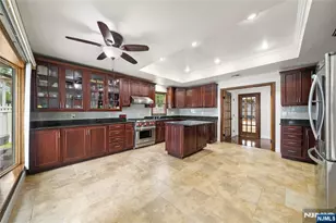 22 Kendrick St, Paramus, NJ 07652 - Photo 12