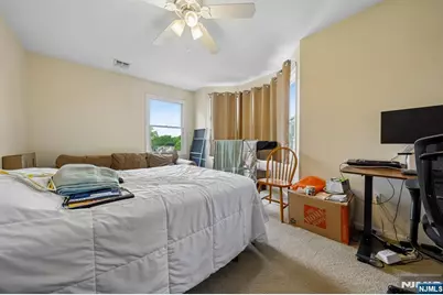 268 Bell Avenue, Lodi, NJ 07644 - Photo 24