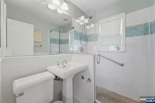 73 Highland Ave, Bergenfield, NJ 07621 - Photo 22