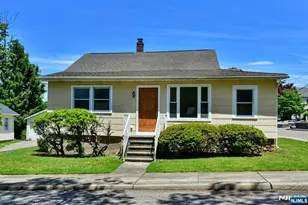 52 Central Ave, Butler, NJ 07405 - Photo 2