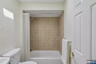 33 Cedarwood Terrace, Woodland Park, NJ 07424 - Photo 28
