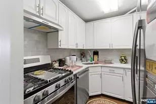 235 Prospect Ave 10H, Hackensack, NJ 07601 - Photo 6