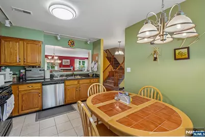 53 Woodledge Court, Rockaway Township, NJ 07866 - Photo 8