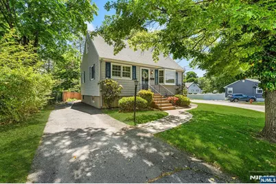 5 Oakwood Terrace, Bloomingdale, NJ 07403 - Photo 30