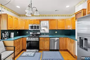 13-07 Willow St, Fair Lawn, NJ 07410 - Photo 8