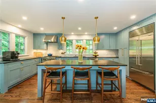 487 Highland Ave, Montclair, NJ 07043 - Photo 10