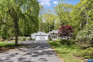 1 Hickory Ln, Roseland, NJ 07068 - Photo 6