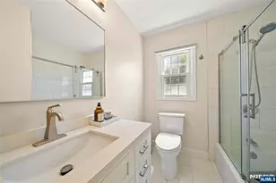 43 Woodvale Rd, Glen Rock, NJ 07452 - Photo 16