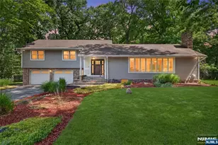 25 Cottontail Trail, Upper Saddle River, NJ 07458 - Photo 2