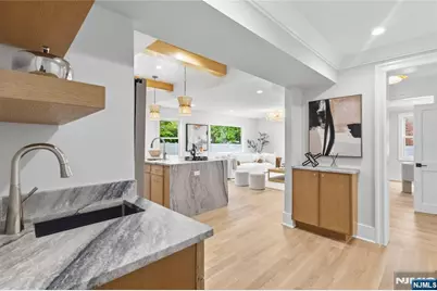 61 Surrey Lane, Tenafly, NJ 07670 - Photo 12