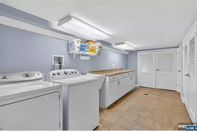 347 Westview Avenue, Fort Lee, NJ 07024 - Photo 34