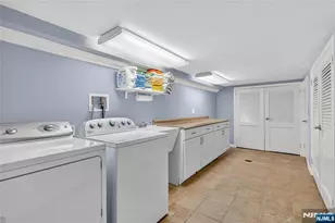 347 Westview Ave, Fort Lee, NJ 07024 - Photo 34