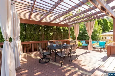 347 Westview Avenue, Fort Lee, NJ 07024 - Photo 36