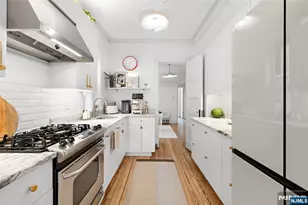 1110 Park Ave 5L, Hoboken, NJ 07030 - Photo 10