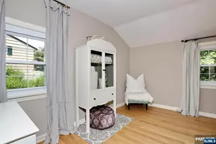 153 Bergen Ave, Waldwick, NJ 07463 - Photo 24