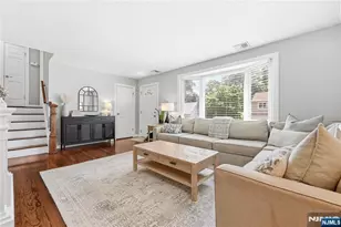 77 White Pond Rd, Waldwick, NJ 07463 - Photo 8