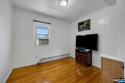28 Sylvan Avenue, Bergenfield, NJ 07621 - Photo 14