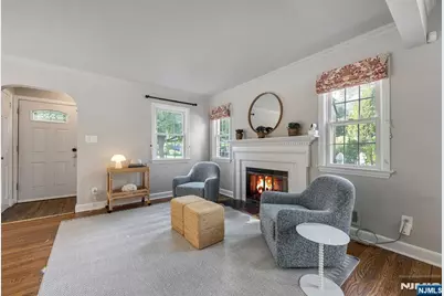 451 Bogert Avenue, Ridgewood, NJ 07450 - Photo 4