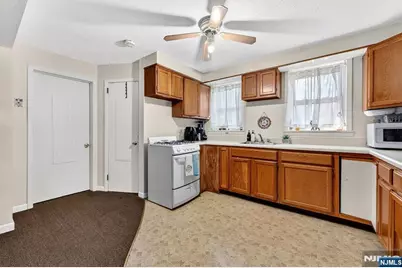 109 Main Street, Garfield, NJ 07026 - Photo 18