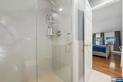 112 Bell Avenue, Hasbrouck Heights, NJ 07604 - Photo 14