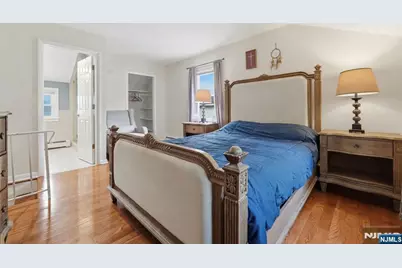 112 Bell Avenue, Hasbrouck Heights, NJ 07604 - Photo 10