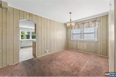 161 Baker Avenue, Bergenfield, NJ 07621 - Photo 8