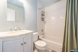 1406 Faulkner Ct, Mahwah, NJ 07430 - Photo 22