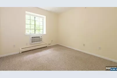 1406 Faulkner Court, Mahwah, NJ 07430 - Photo 20