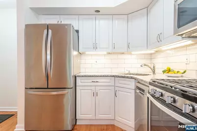 1406 Faulkner Court, Mahwah, NJ 07430 - Photo 12