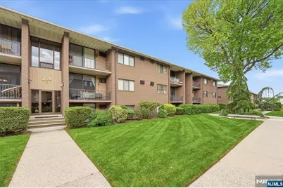 464 Liberty Street 205 #205, Little Ferry, NJ 07643 - Photo 2