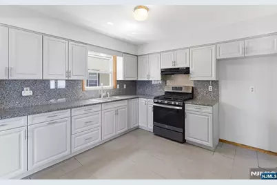 1109 Essex Avenue, Linden, NJ 07036 - Photo 6