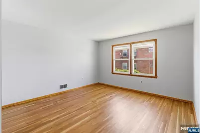 1109 Essex Avenue, Linden, NJ 07036 - Photo 8