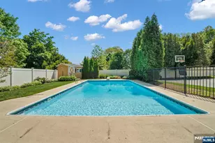 114 Wyckoff Ave, Wyckoff Township, NJ 07481 - Photo 40