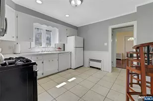 69 Highland Ave, Midland Park, NJ 07432 - Photo 14