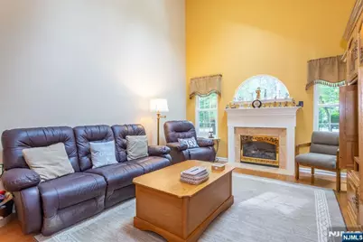 11 Burnham Drive, Pequannock Township, NJ 07444 - Photo 8